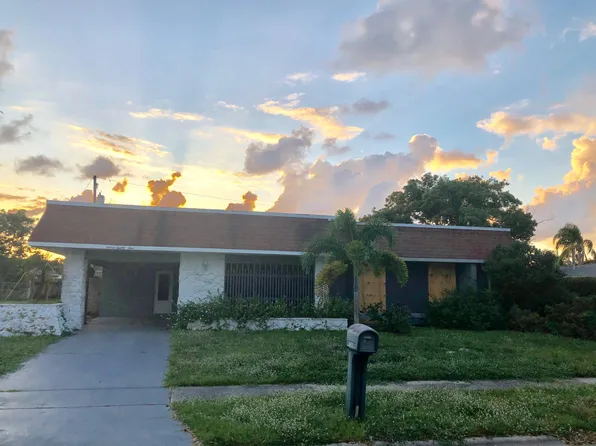 724 Bywood Dr NE, Palm Bay, FL 32905