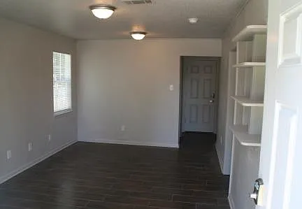 2505 Rose Dr — Photo 11