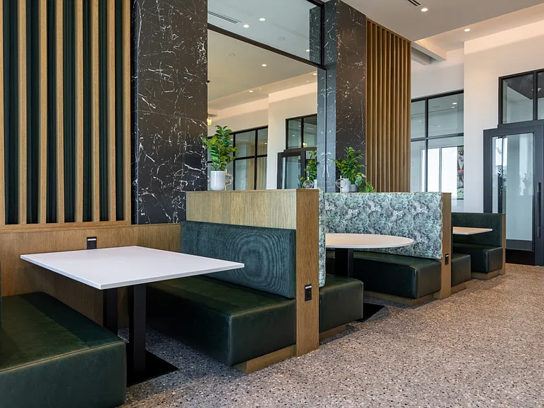 Momentum Midtown — Photo 35