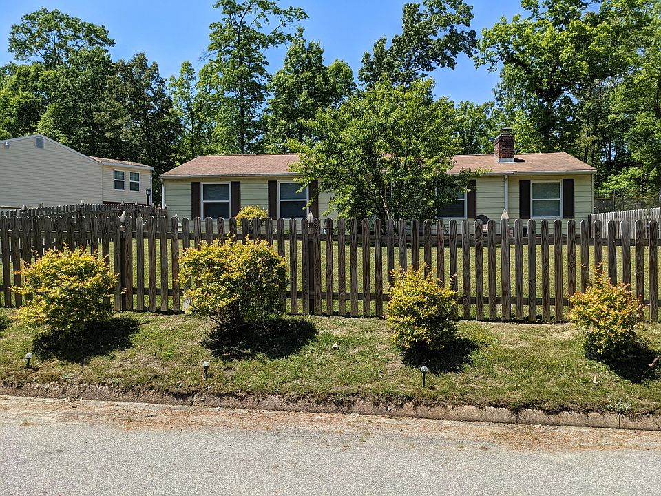 1st image of 6500 Lothaire Ct