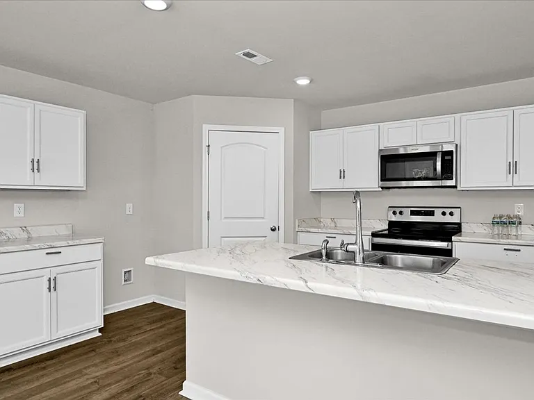 1108 Quail Hollow Rd — Photo 7