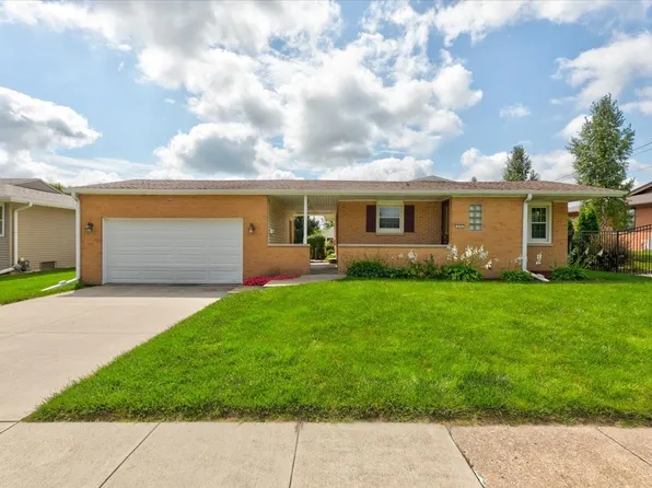 316 E 22nd St, Madrid, IA 50156