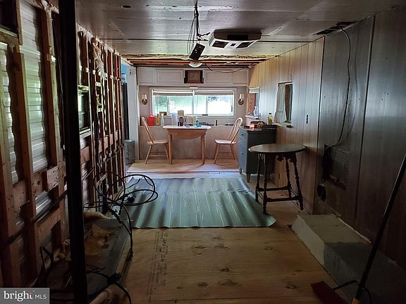 4th image of 28-29 Mohawk Lane Gln #2