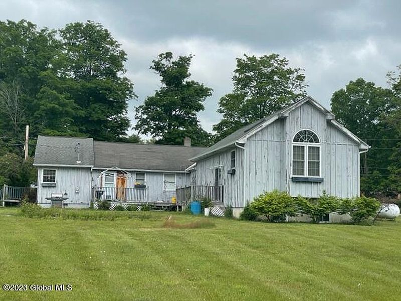 2nd image of 420 County Route 43