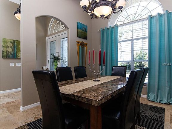 3rd image of 16724 Magnolia Terrace Blvd