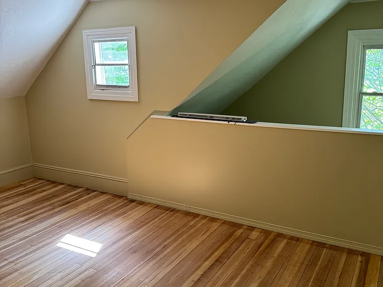 415 Blackstone St #1 — Photo 11