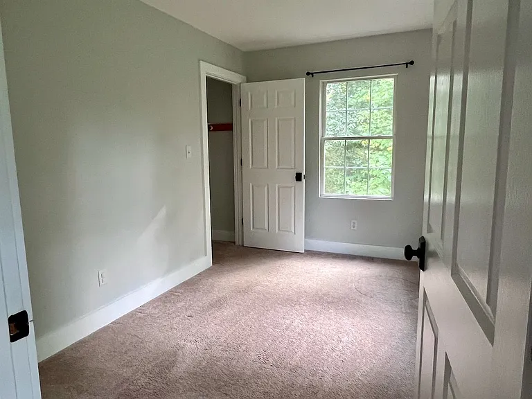 107 Mountain View Dr — Photo 10