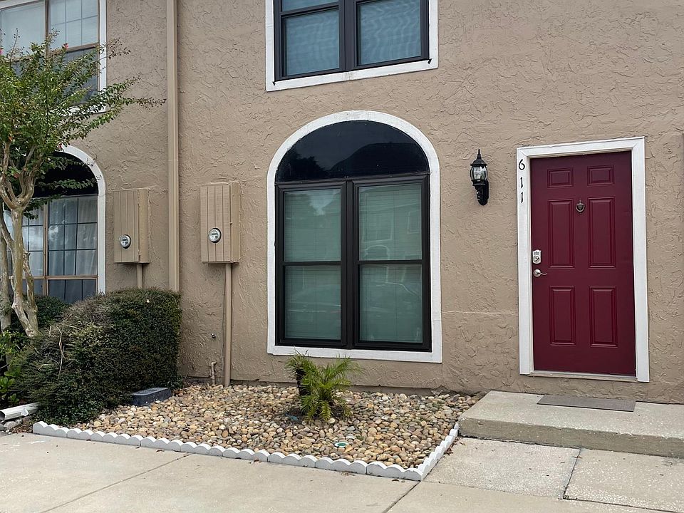 1st image of 611 Casa Park Ct