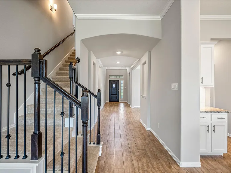 4411 Mimic Dr — Photo 4