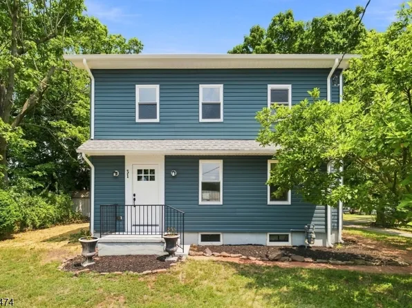 31 N Main St, Flemington Boro, NJ 08822