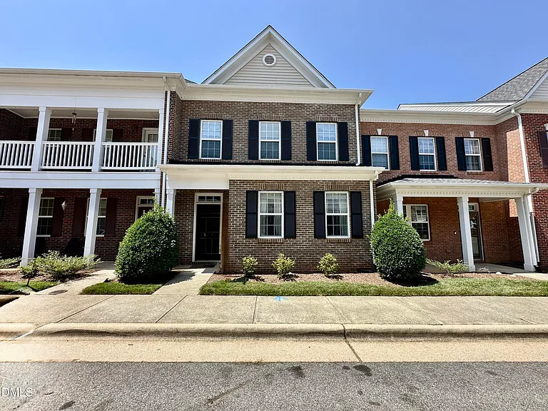 513 Dragby Ln — Photo 1