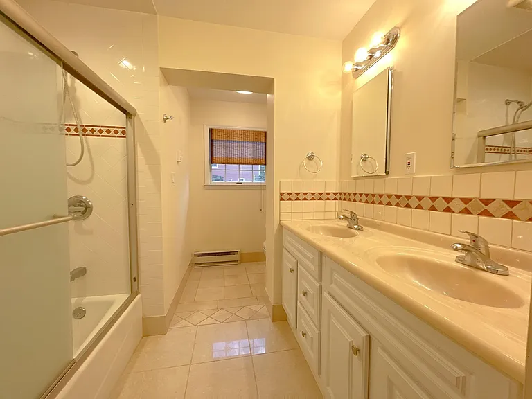10 Fairview Dr — Photo 7