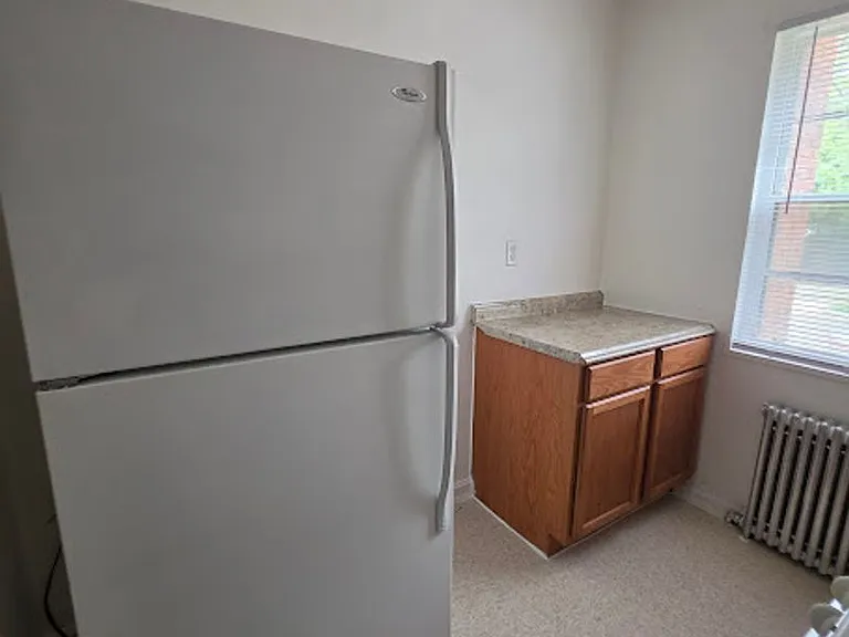 3393 Blaine St NE — Photo 2