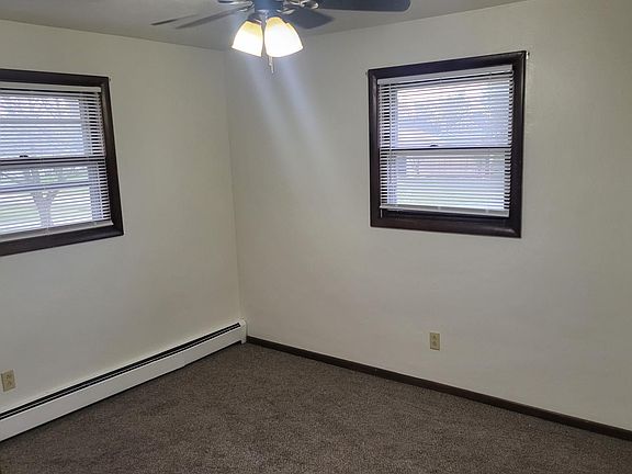 2nd image of 8 Sandy Dr APT B