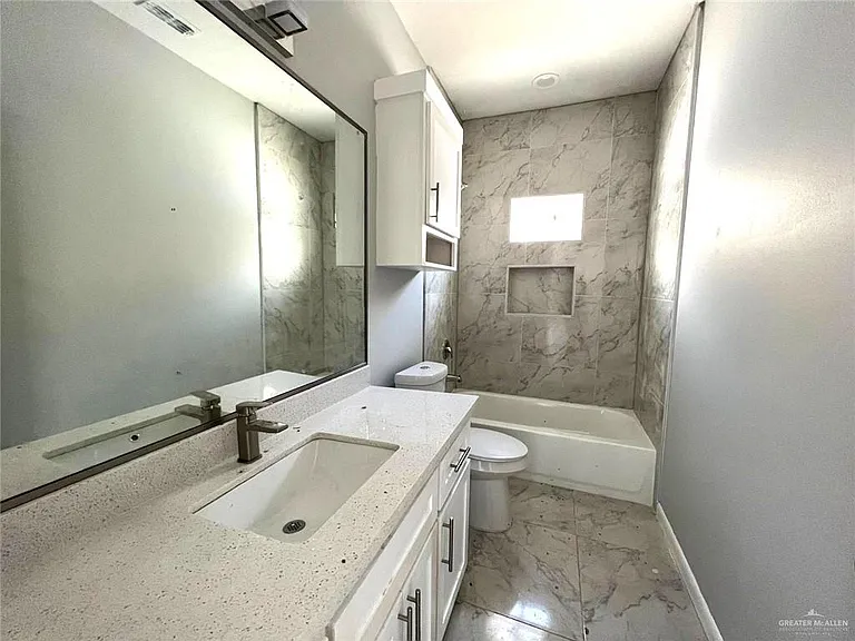 3312 S Mia Ln #1 — Photo 9