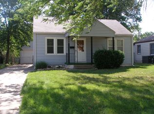 740 S Pinecrest Ave, Wichita, KS 67218
