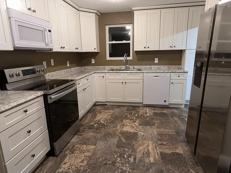 255 Whipple Ave NW #A — Photo 6
