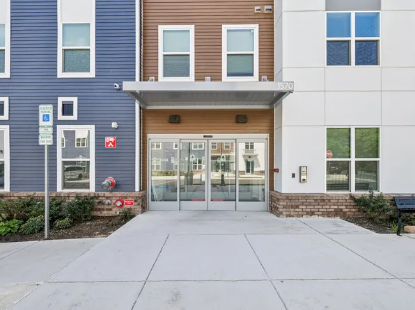 Blue Oaks at North Odenton