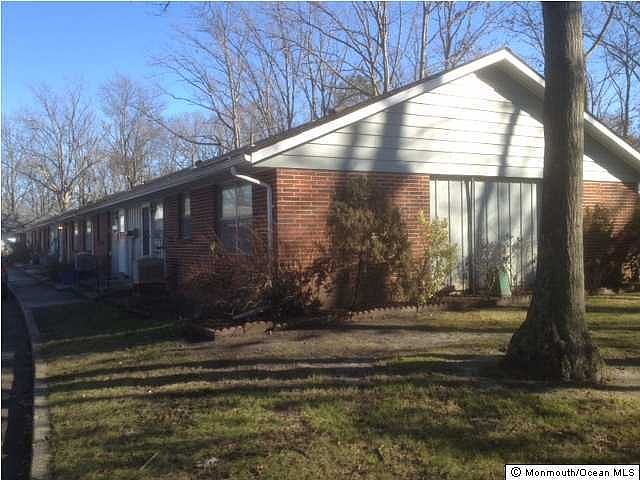 1st image of 37 Cambridge Court #A