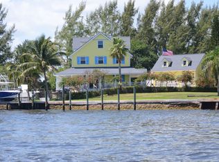 920 Robert Rd, Delray Beach, FL 33483