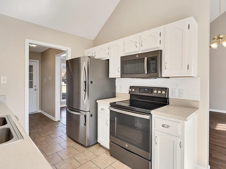 7775 Shadow Elm Ln — Photo 16