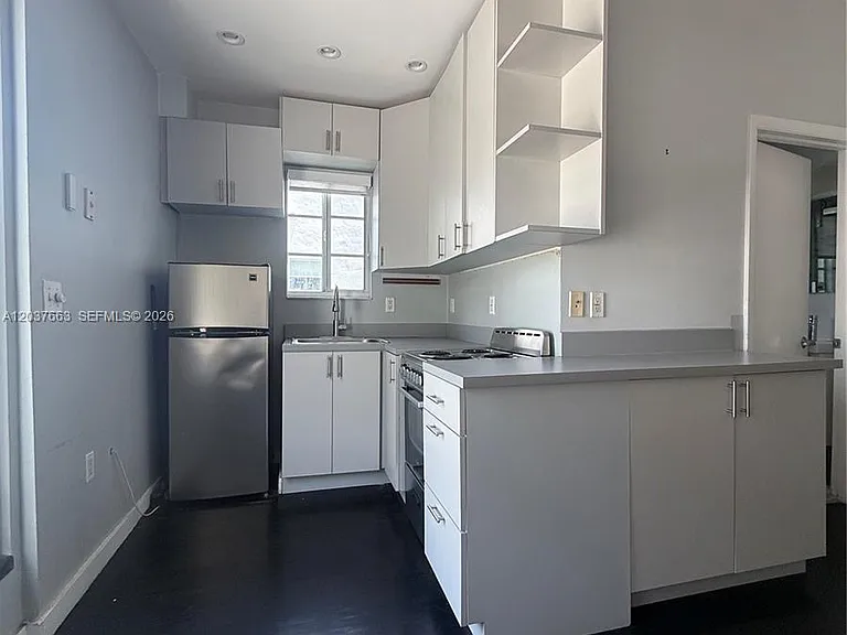 912 Euclid Ave #2 — Photo 7