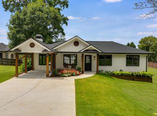 4920 Lewis Dr SE, Smyrna, GA 30082