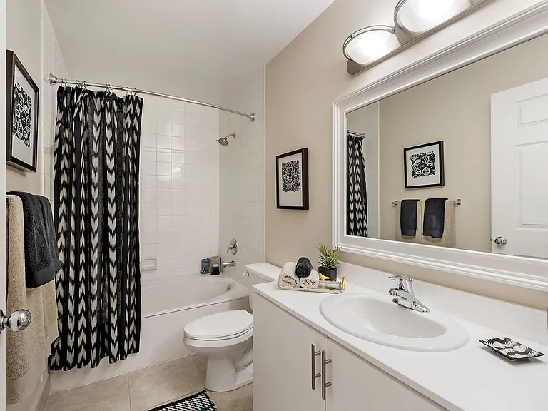 Fountain House Apartments — Photo 12