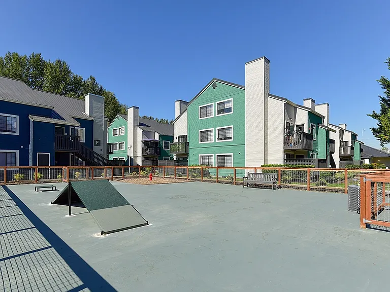 Astral Apartments — Photo 16