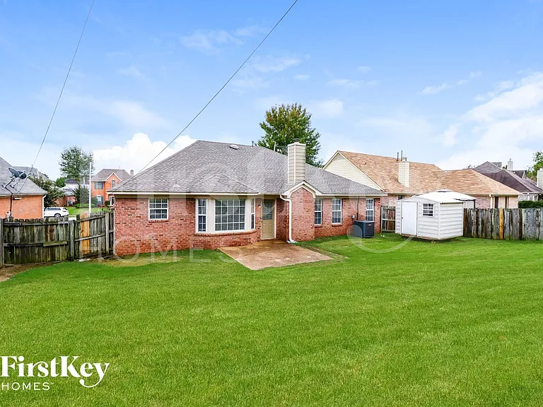 779 N Ericson Rd — Photo 14