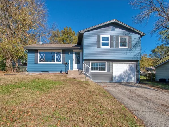 10605 Askew Ave, Kansas City, MO 64137