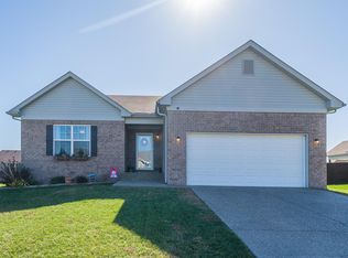 327 Bald Eagles Cir, Mount Washington, KY 40047