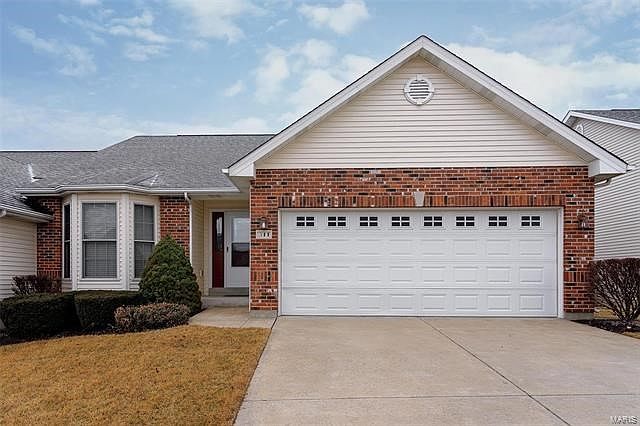 Clean End Unit Villa!