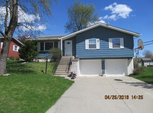 307 Park, Postville, IA 52162
