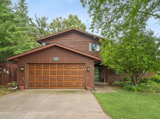 27 Caribou Ct, Appleton, WI 54911
