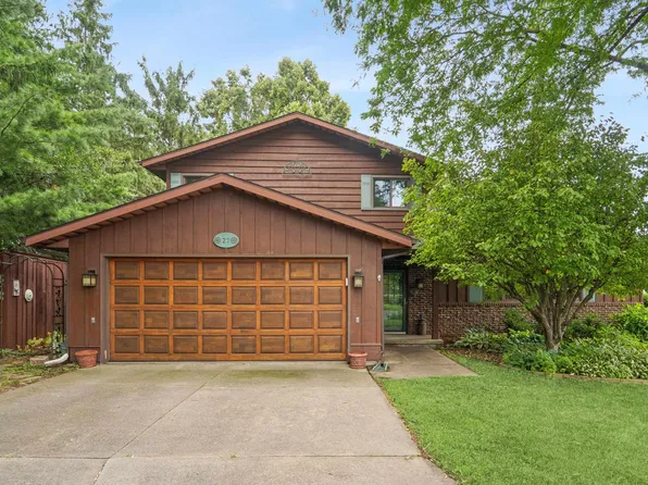 27 Caribou Ct, Appleton, WI 54911