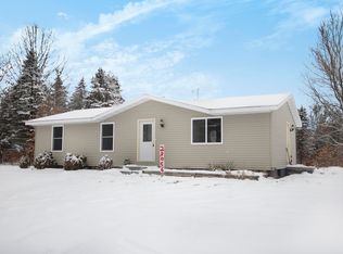 23056 Almy Rd, Howard City, MI 49329