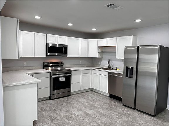 5th image of 6509 Millender Dr