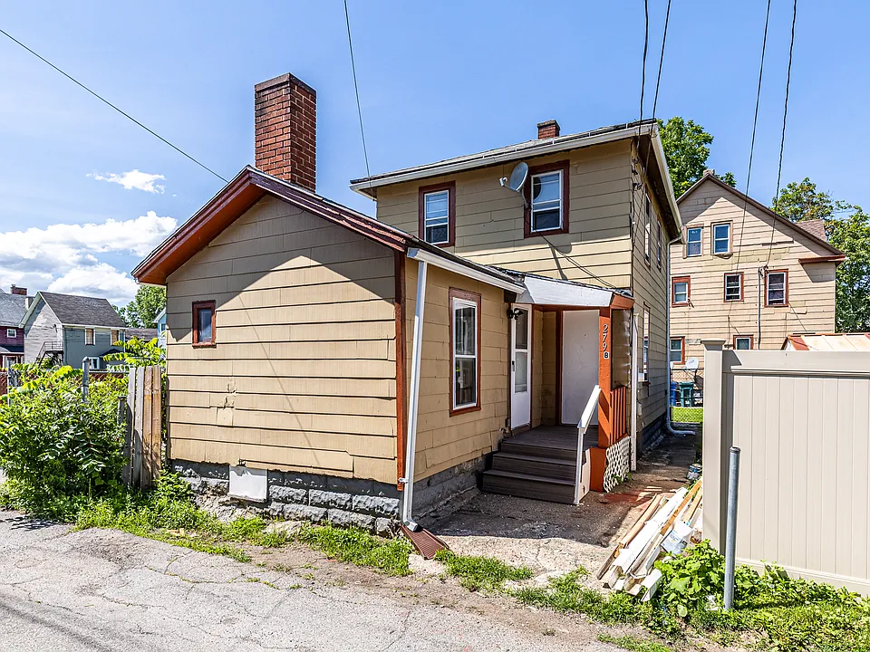 279-279.5 Adams St #C
