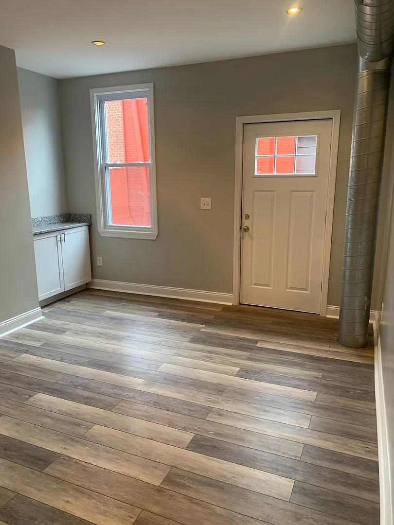 5214 Dresden Way — Photo 4