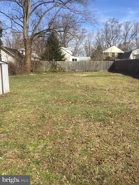2nd image of 240 Morris Ave