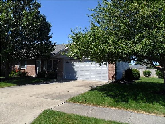 2nd image of 40 Newton Dr