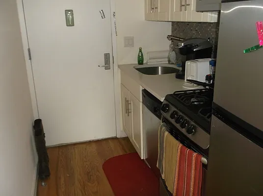 Rented by (Legacy) NY Quality Living Uptown | media 18