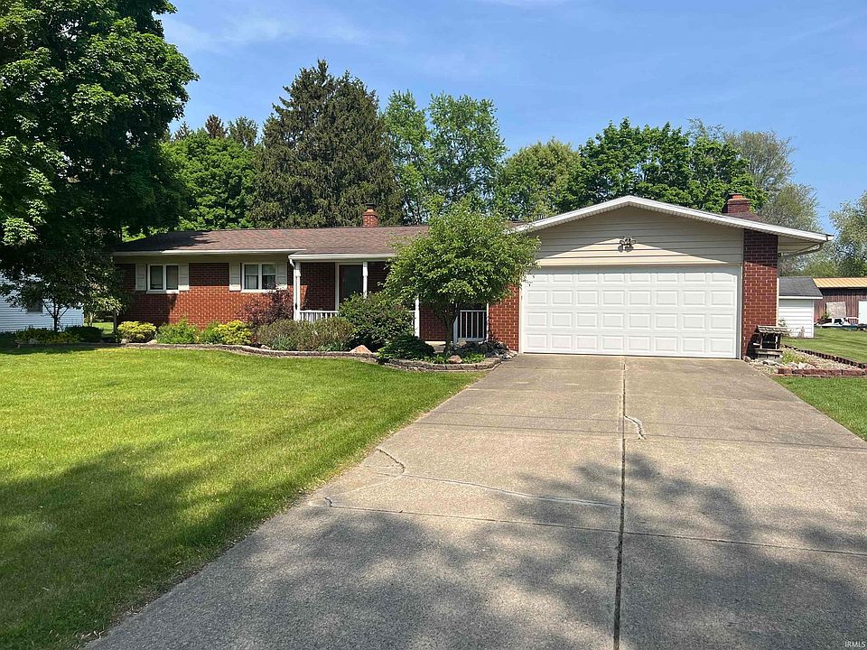 1st image of 54696 Eisenhower Dr