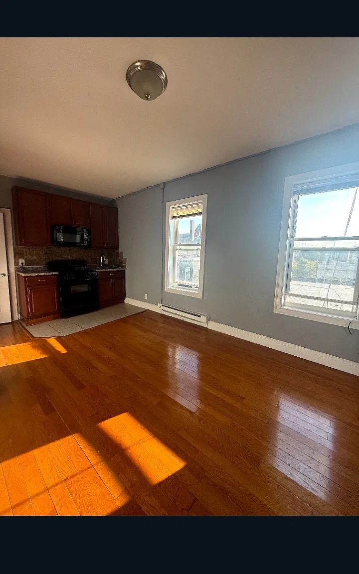 4008 John F Kennedy Blvd — Photo 1