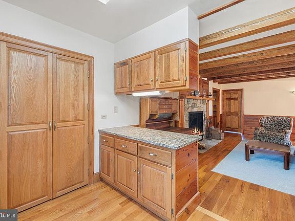 2nd image of 6150 Rosemary Ln