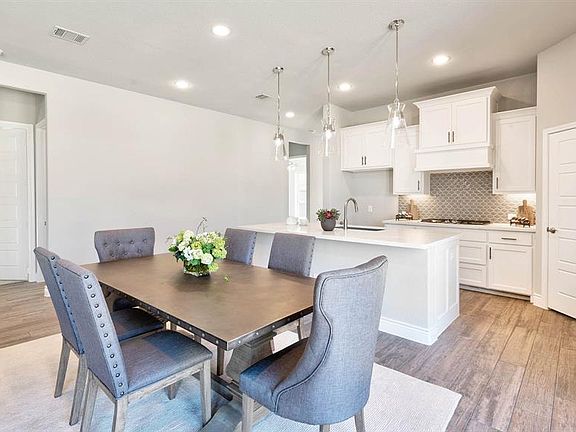 5th image of 2625 Preakness Pl