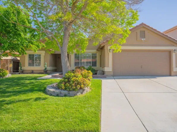 2107 Park Warren Ct, Los Banos, CA 93635