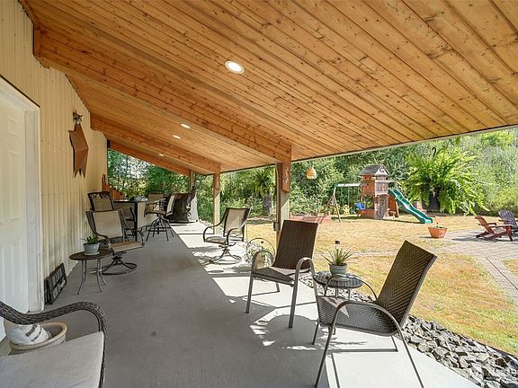 5th image of 109 Bowers Road