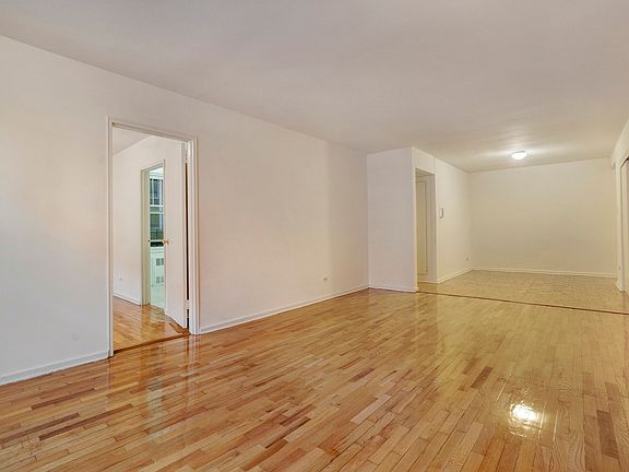 3rd image of 71-40 112th St #2077
